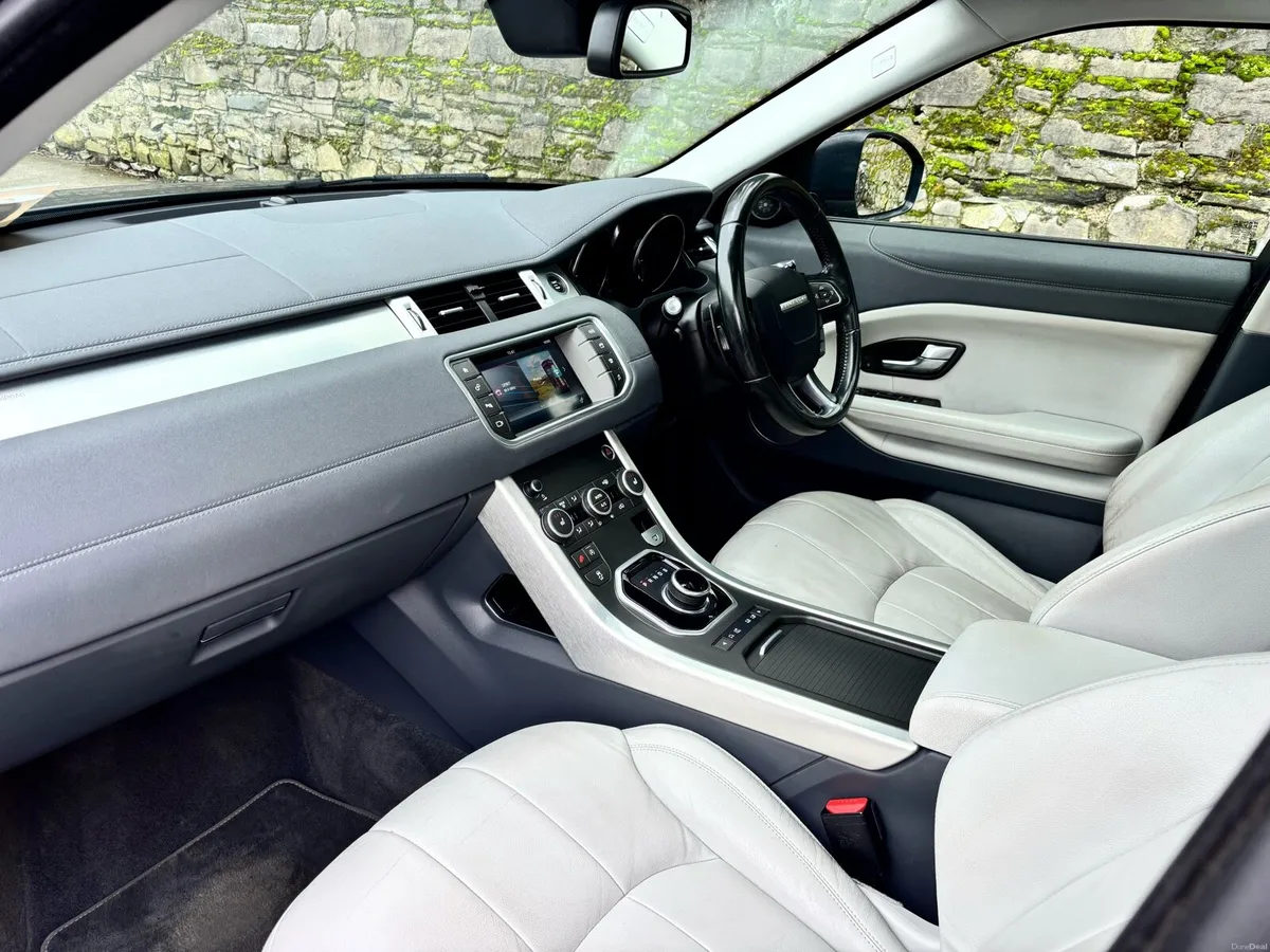 Range Rover Evoque 2.0 DSL Automatic NCT 10/2026 - Image 4