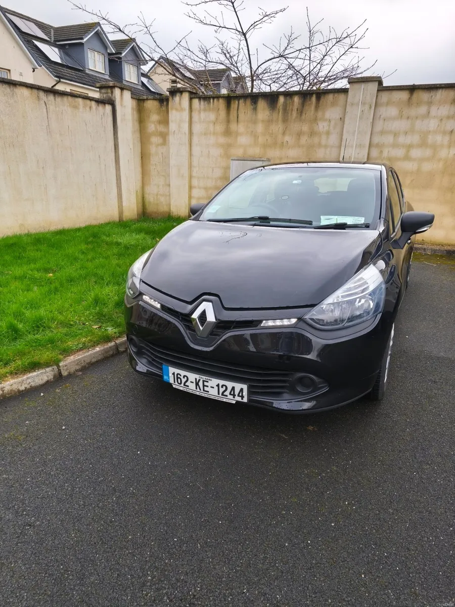 Renault Clio 1.2 Petrol 4DR, 2016, NCT/TAX 11/26 - Image 1