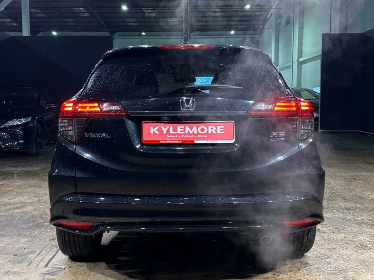 Honda Vezel RS EDITION - BLACK HALF LEATHER - PADD - Image 4