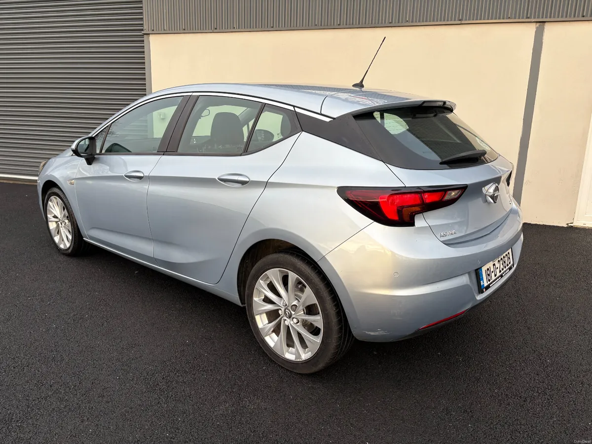 181 Opel Astra SC 1.6 CDTI 110PS - Image 3