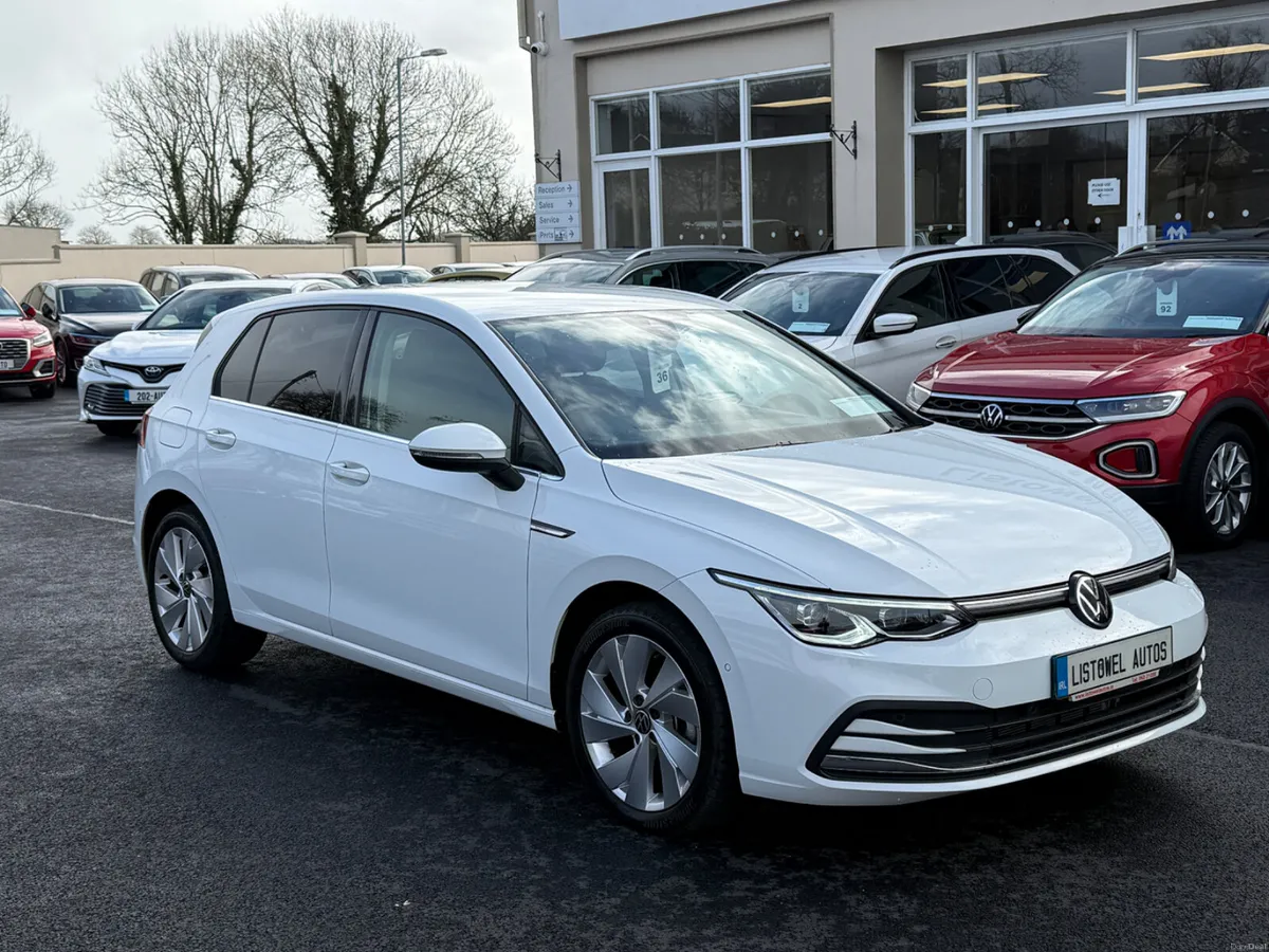 222 VW GOLF STYLE 2.0 TDI 150BHP  AUTOMATIC - Image 4