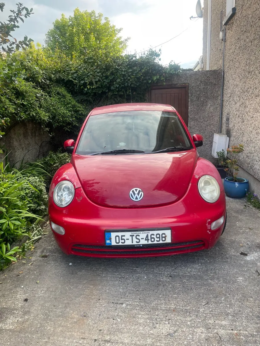 Volkswagen Beetle 2005 - Image 2