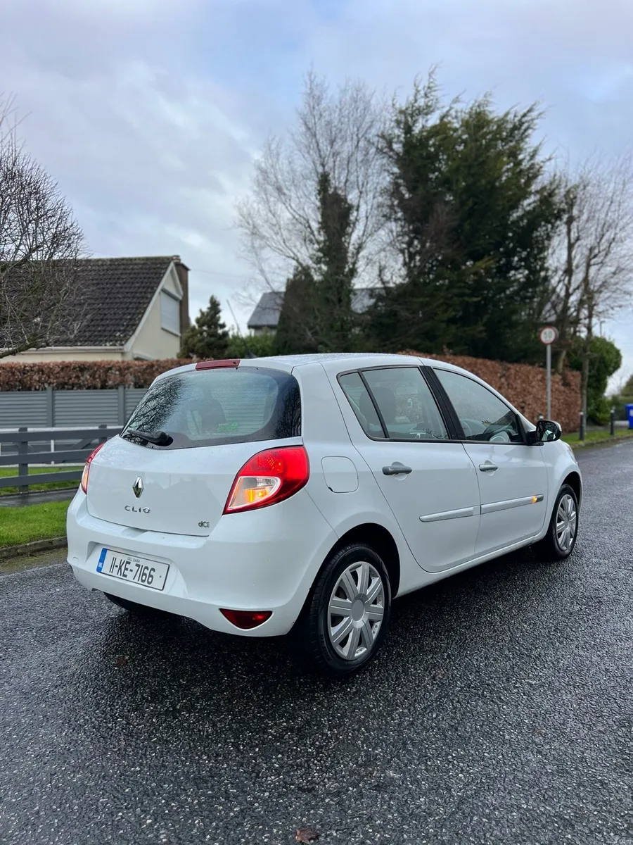 2011 RENAULT CLIO 1.5 DIESEL NCT 11/2026 - Image 4