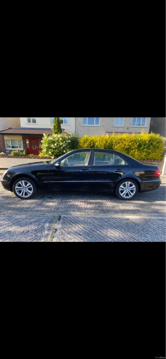 Mercedes E200 Kompressor,Driving Daily,Good value - Image 4