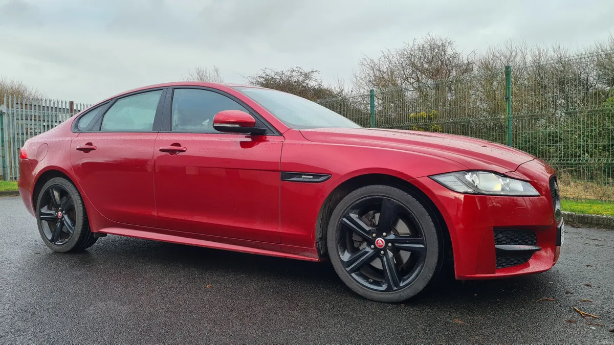 Jaguar XF 2019 R-Sport - Image 1