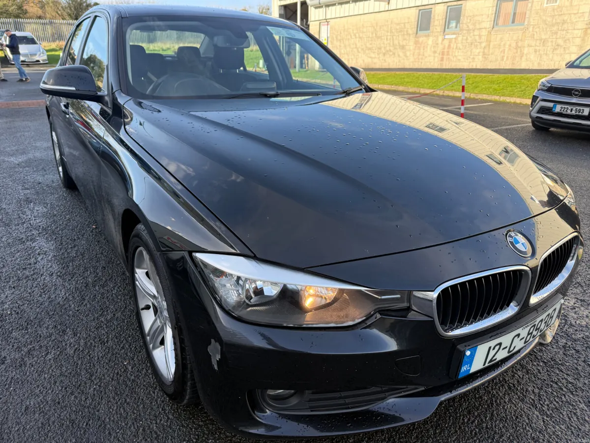 BMW 3-Series 2012 - Image 3