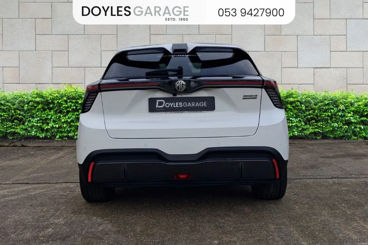 MG MG4 LR Exclusive 64kWH - Image 3