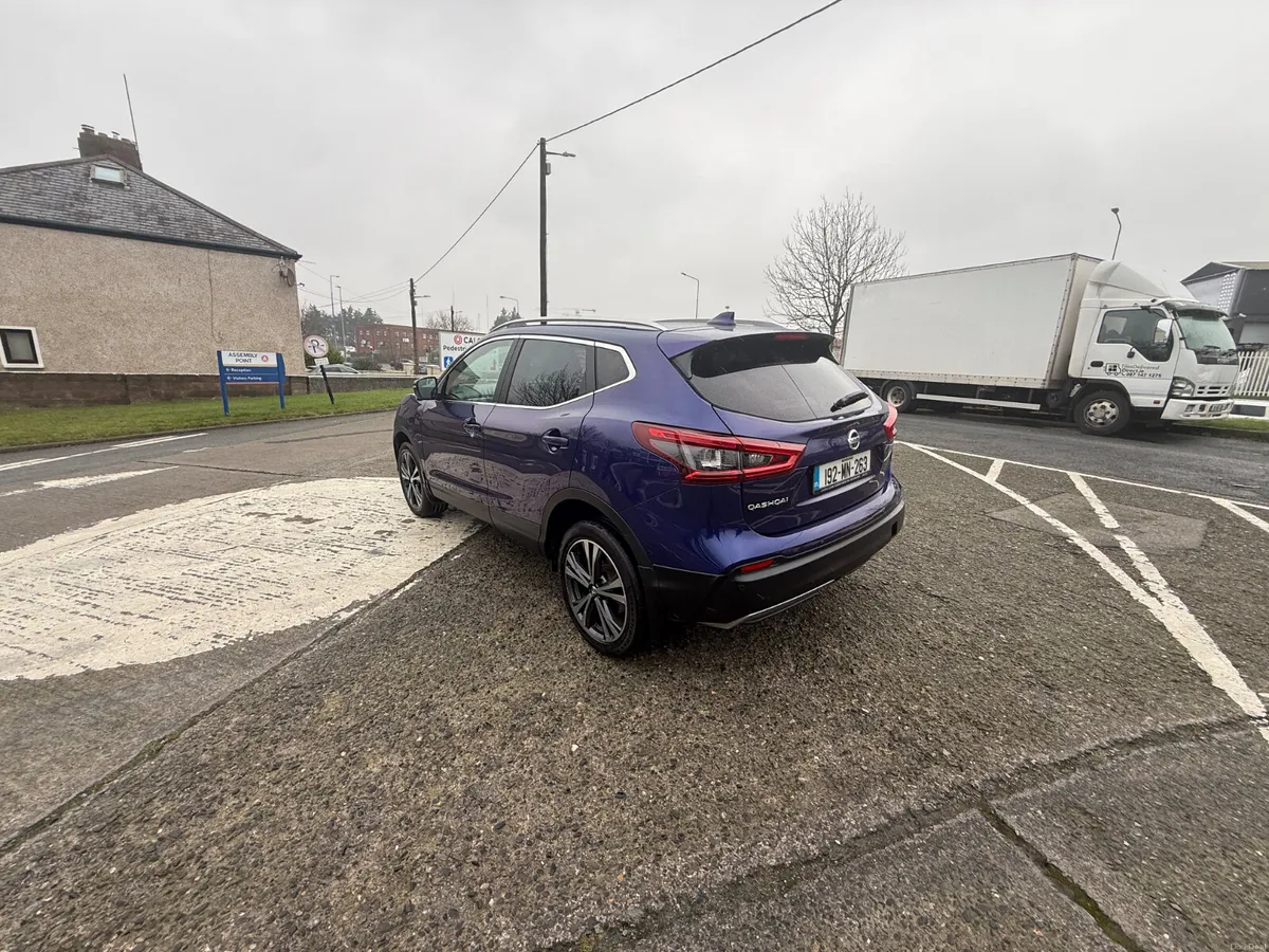 Nissan Qashqai 2019 premium - Image 6