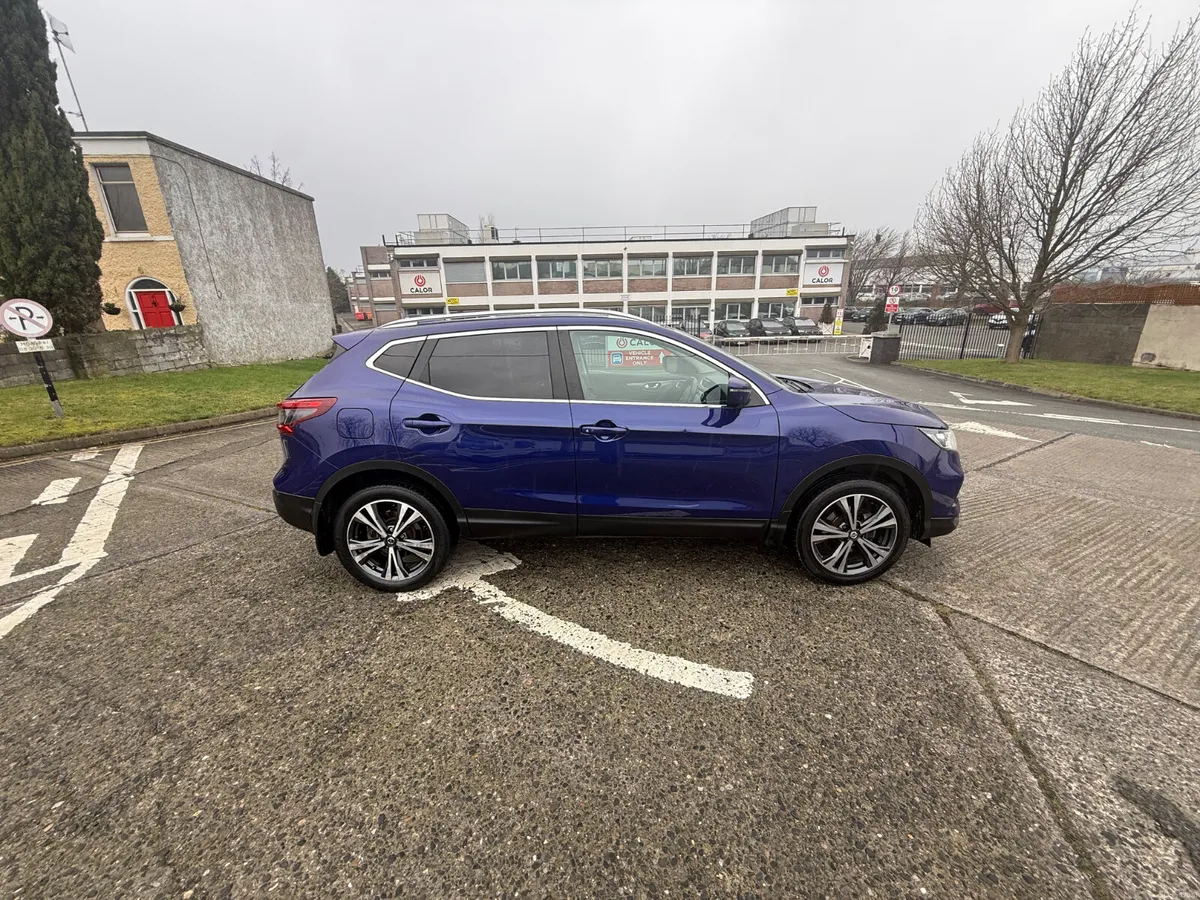 Nissan Qashqai 2019 premium - Image 4
