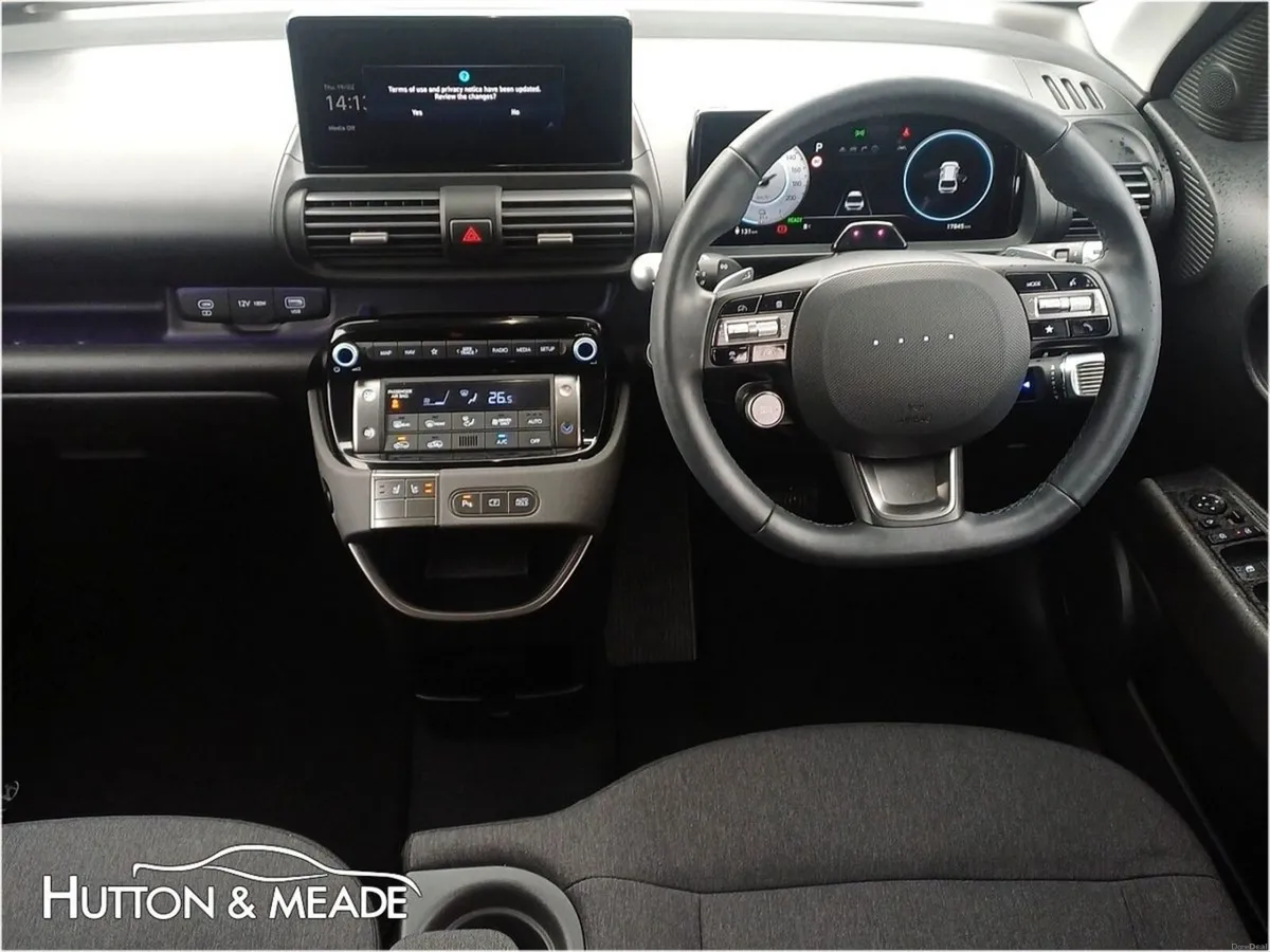 Hyundai INSTER Elegance 49kw Range 360kms - Image 4