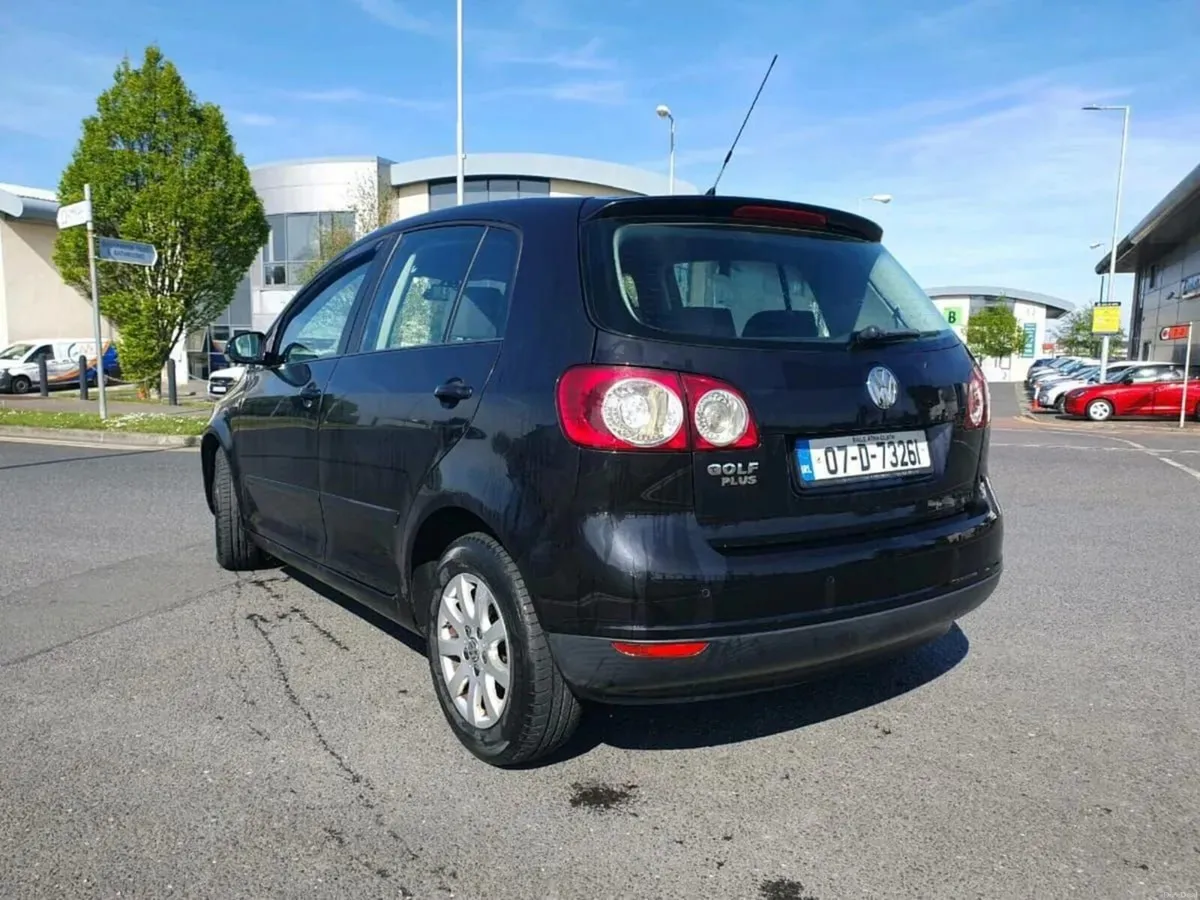 Volkswagen Golf 2007 - Image 1