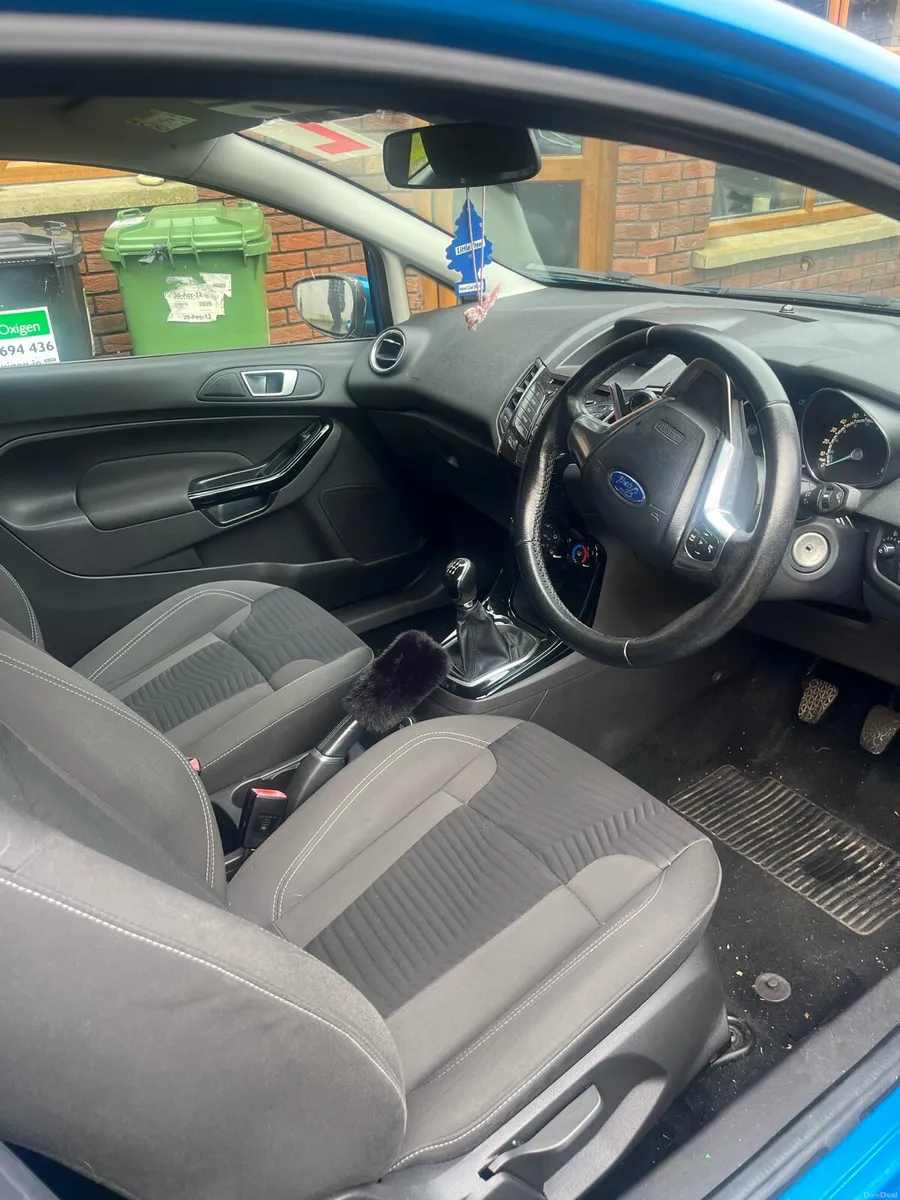 Ford fiesta - Image 3