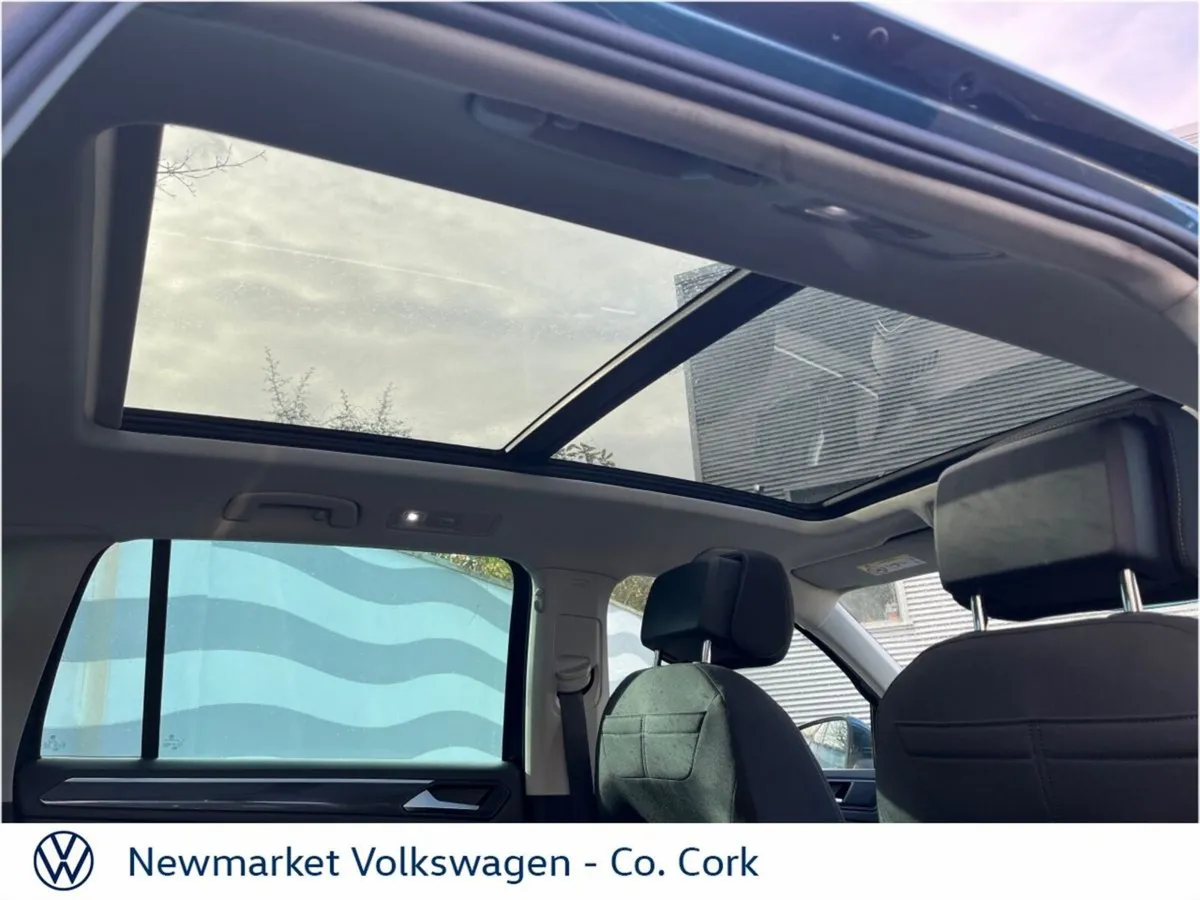 Volkswagen Tiguan ELEGANCE 2.0TDI DSG 150BHP AUTOM - Image 4