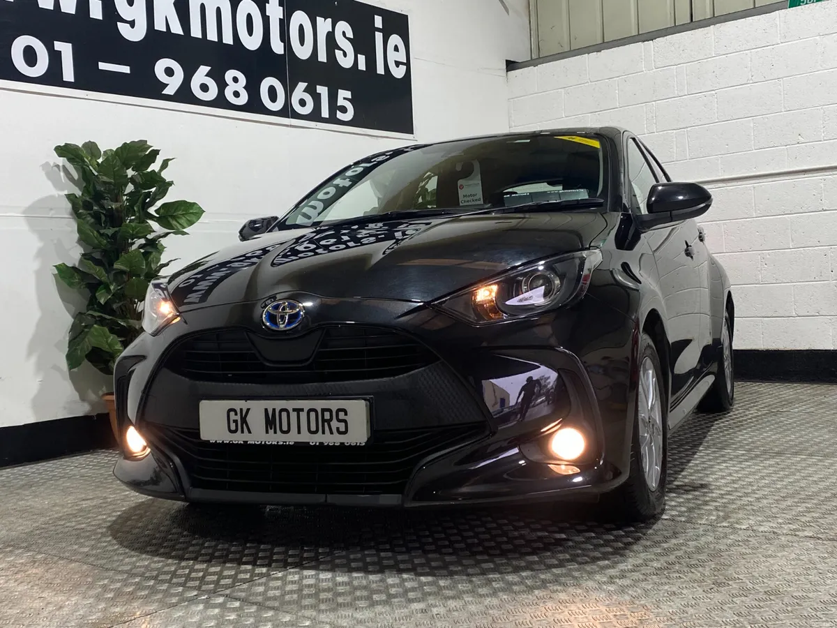 Toyota Yaris 2023///HYBRID//FINANCE AVAILABLE/// - Image 2