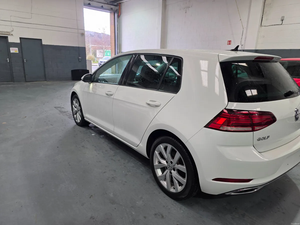 2018 VW Golf Highline 1.4 TSI DSG - Image 4