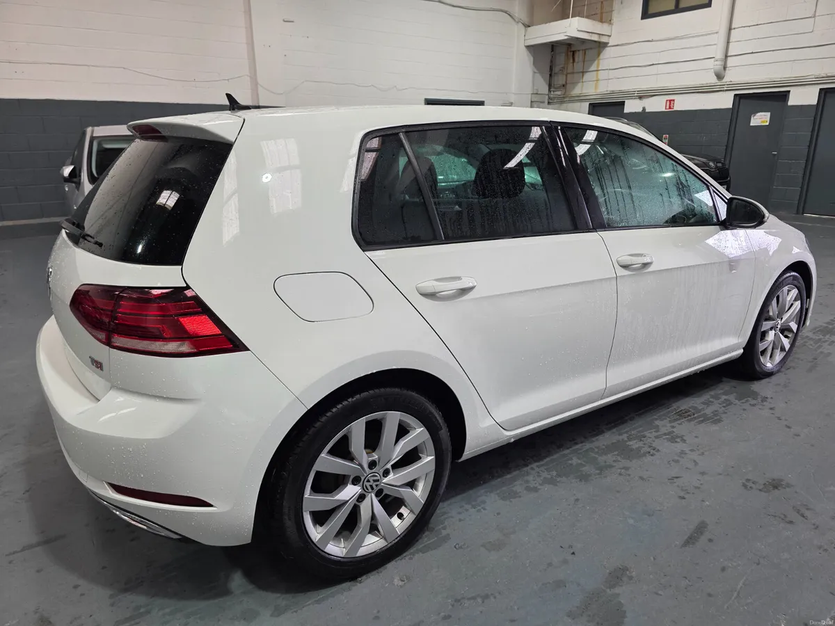 2018 VW Golf Highline 1.4 TSI DSG - Image 6
