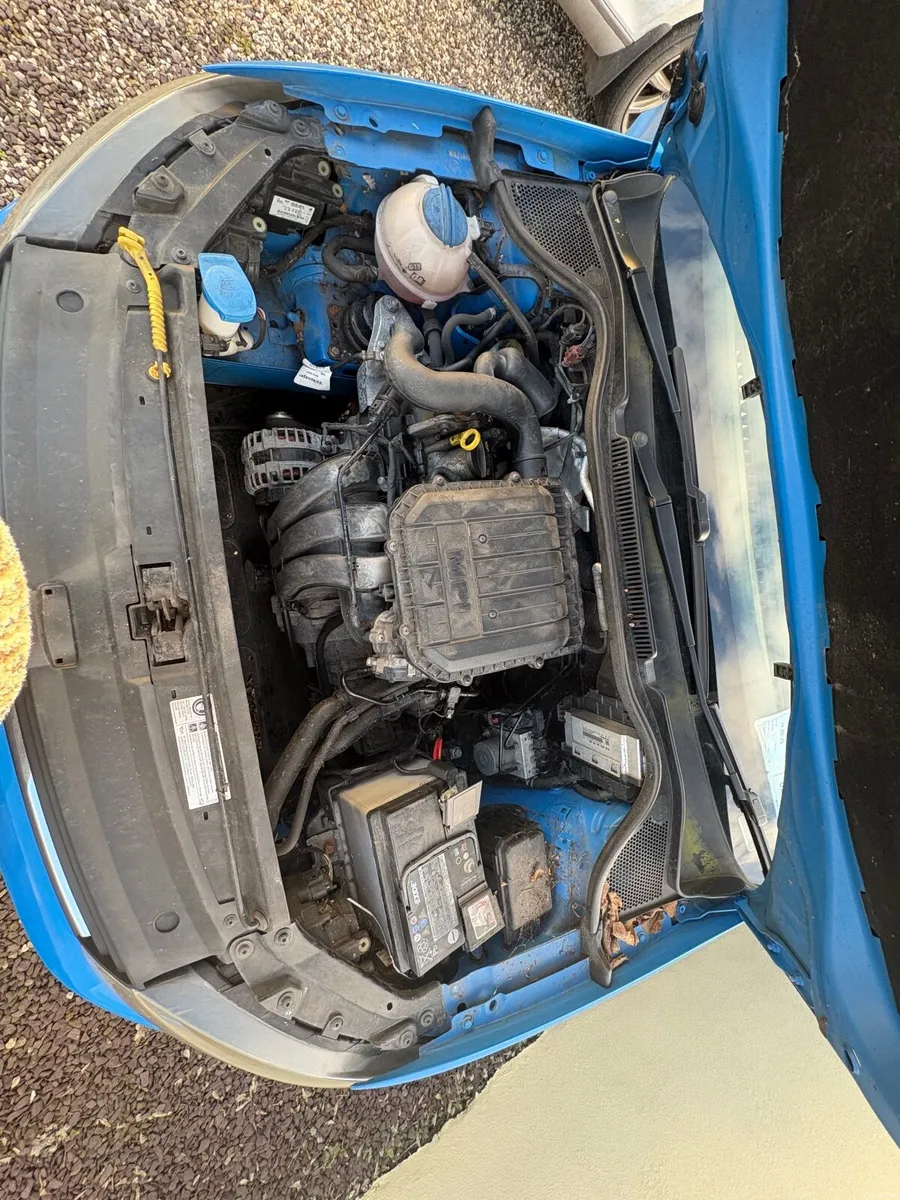 Volkswagen Polo 2015 - Image 1