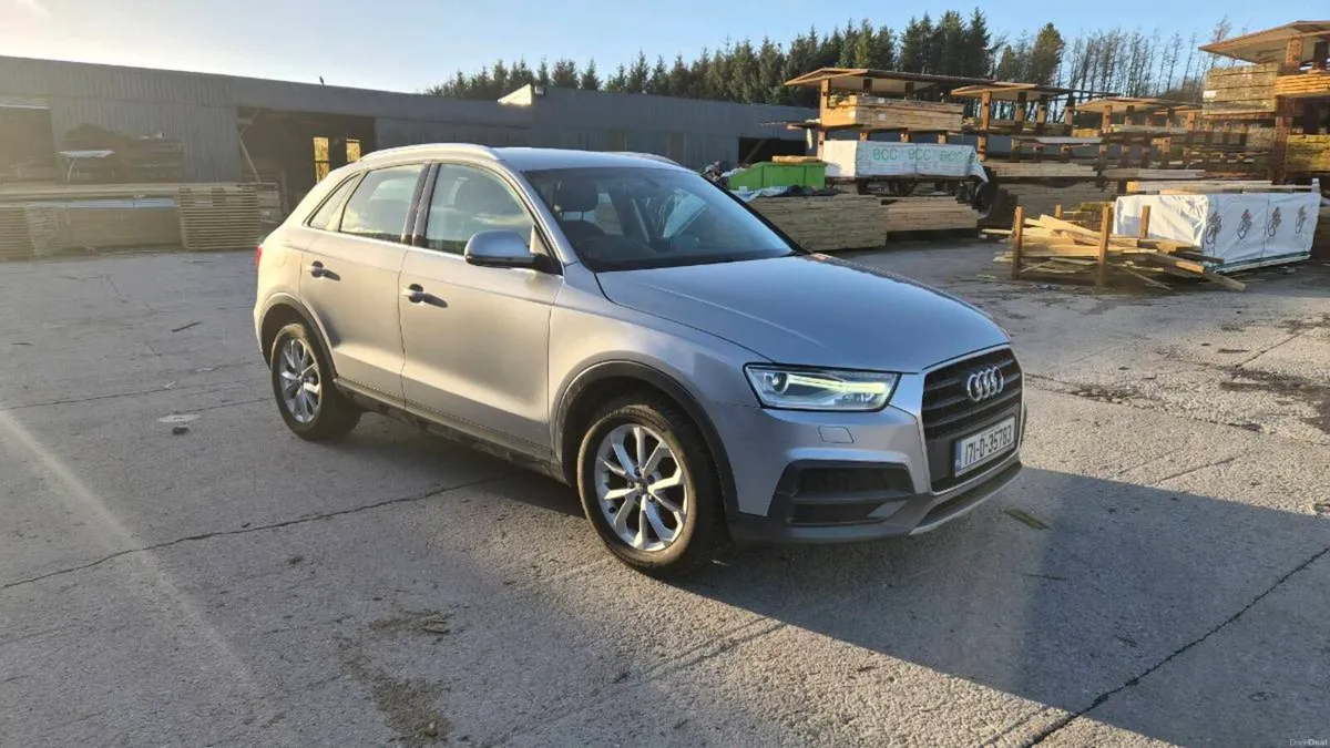 Audi Q3 - Image 1