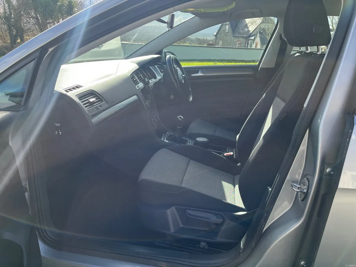 Volkswagen Golf 2014 - Image 3