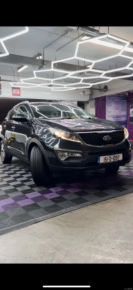 151 Kia Sportage 1.7d - LOW MILEAGE - Image 2