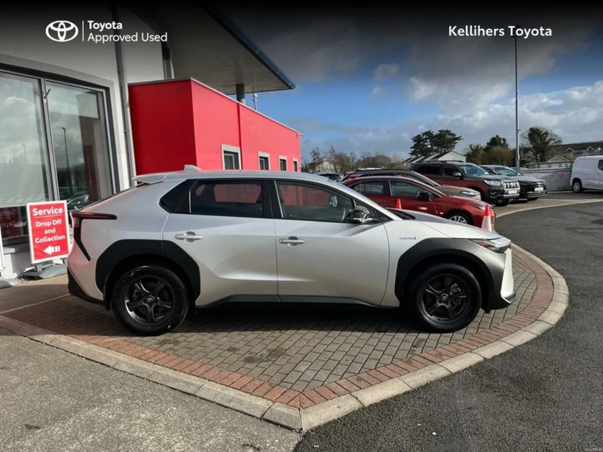 Toyota bZ4X BZ4X SPORT FWD 11KW - Image 3