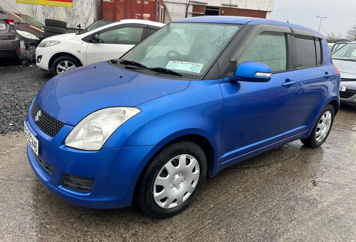 Suzuki Swift 2009 Automatic/ Only 98k km/ warranty - Image 1