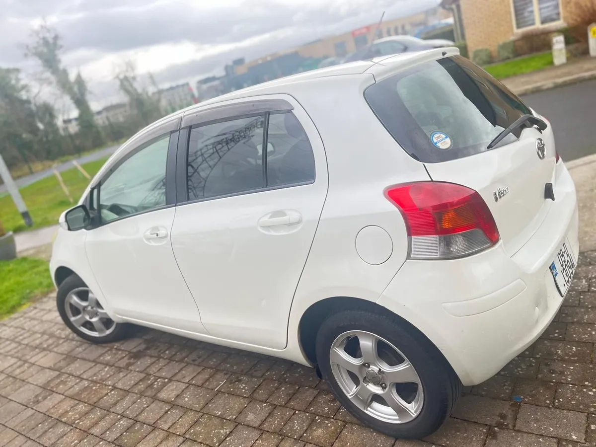 2009 Toyota Vitz 1.0 Petrol Automatic - Image 2
