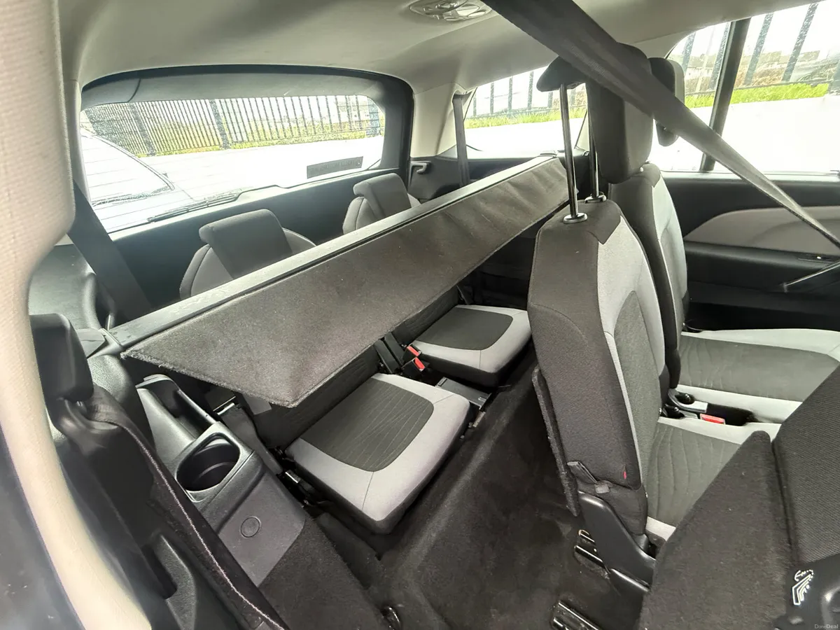 Citroen C4 PICASSO 1.6 7 SEATER AUTOMATIC 2015 - Image 5