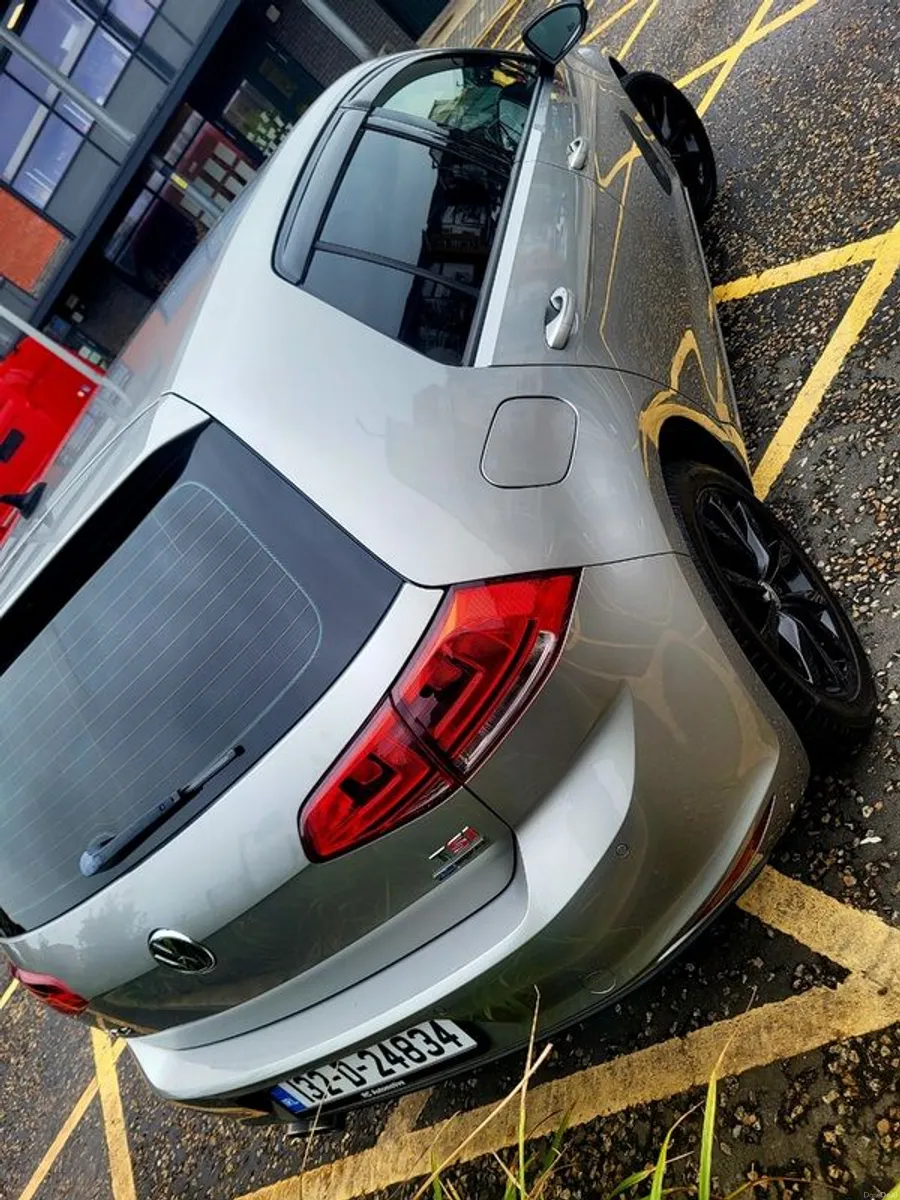 2013 Volkswagen Golf - Image 3