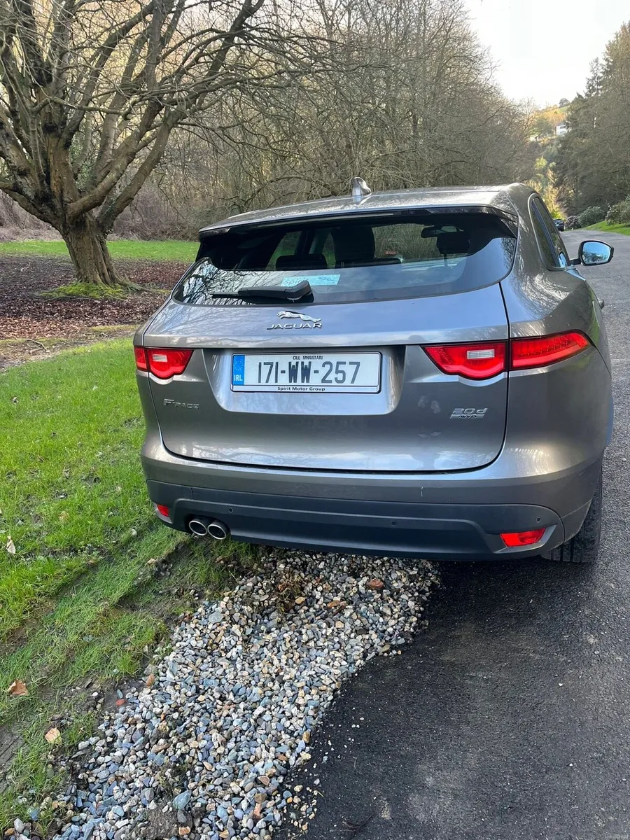 Jaguar F Pace - Image 2