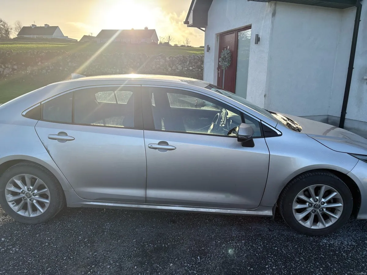 Toyota Corolla - Image 3