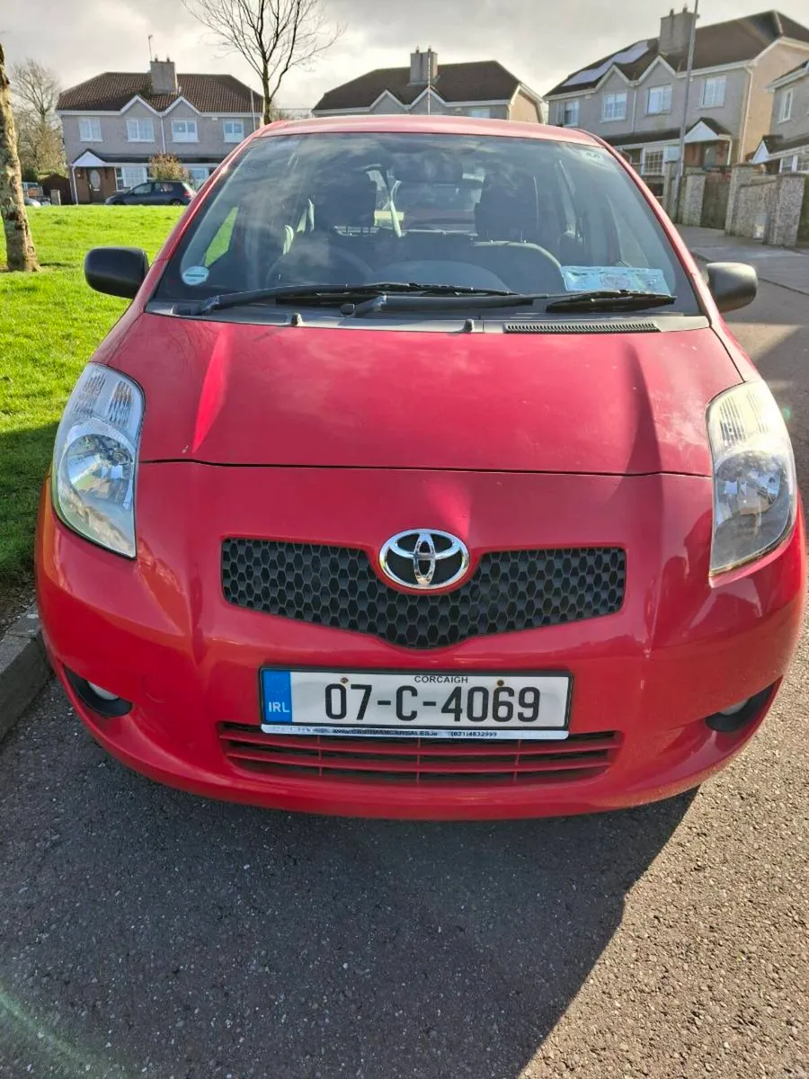 Toyota Yaris - Image 2