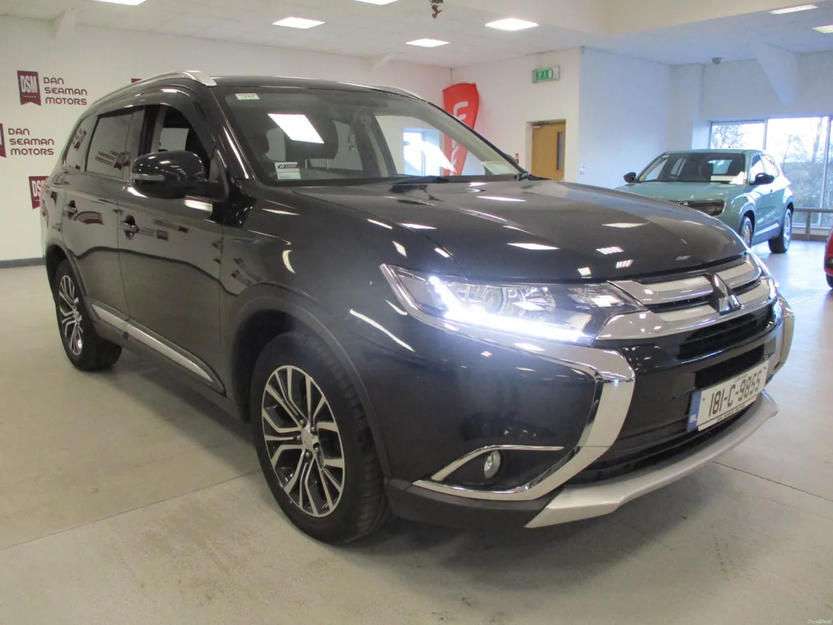 Mitsubishi Outlander 5 SEAT-LEATHER-HEATED SEATS - Image 3