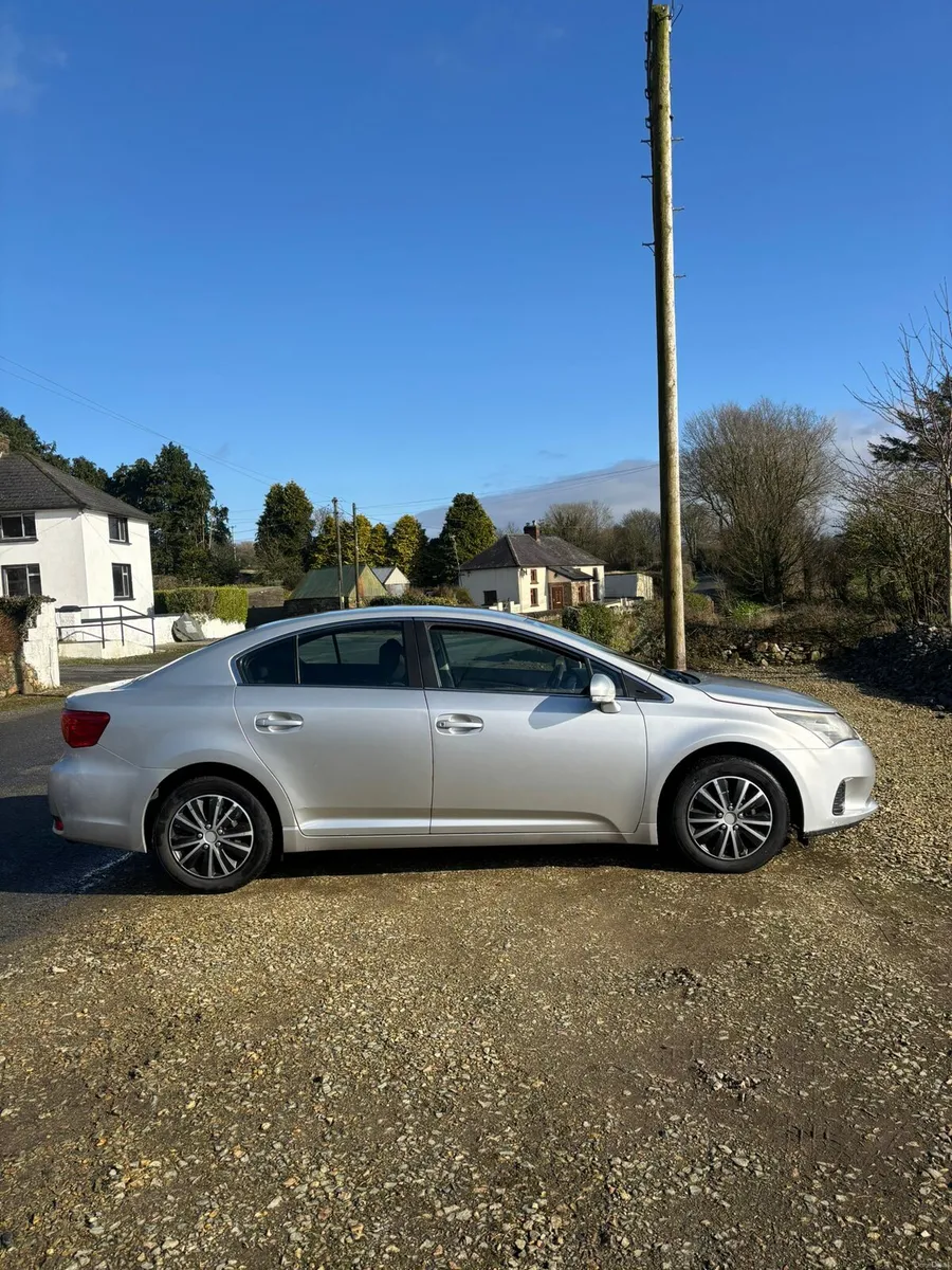 141 Toyota AVENTIS  DIESEL  Long  Nct - Image 4