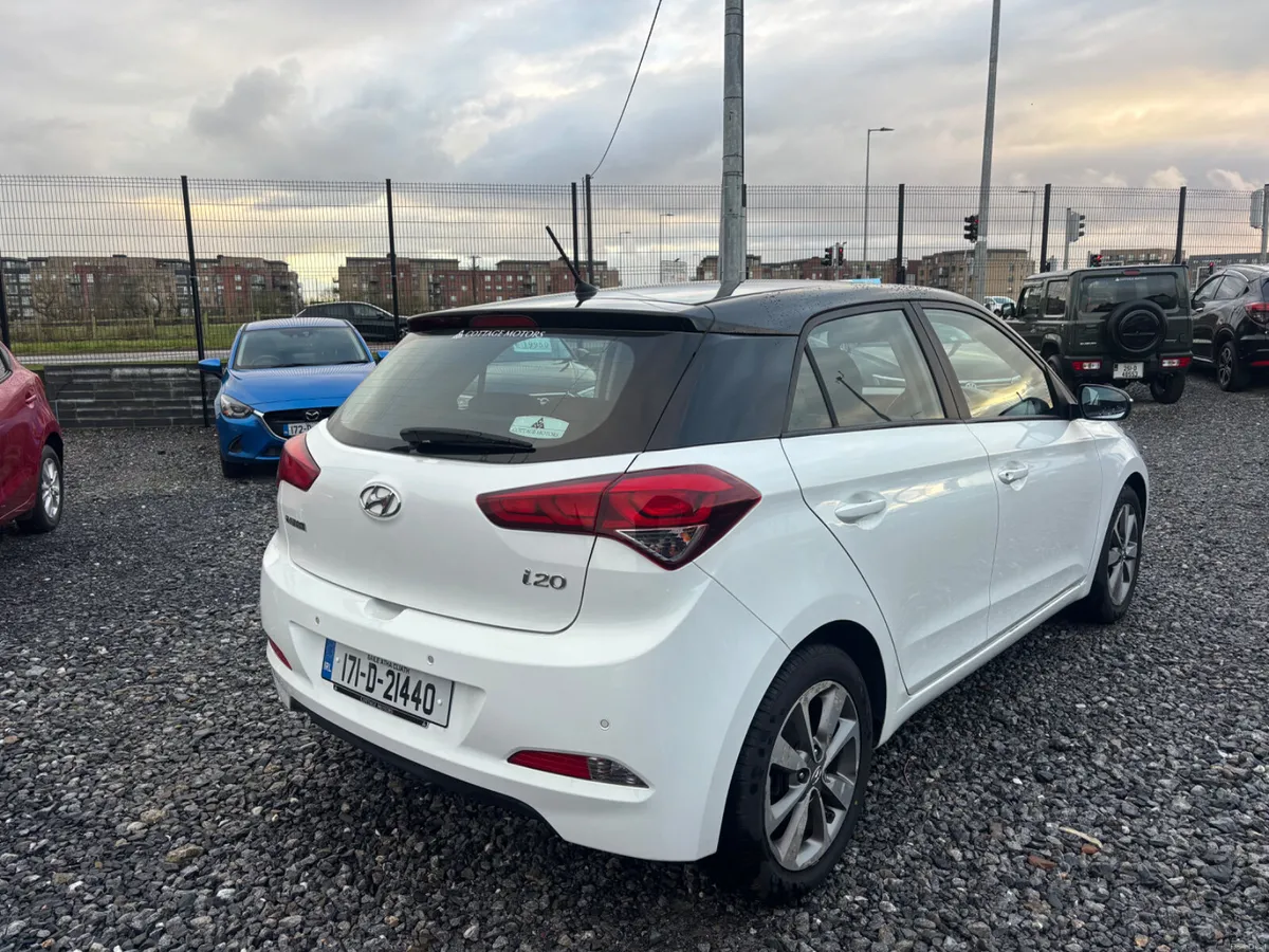 Hyundai i20 - Image 4
