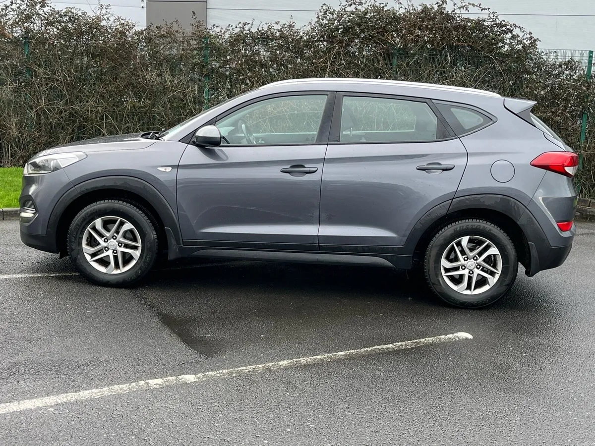 2017 Tucson, Very Clean, NCT 1/27 - Image 2