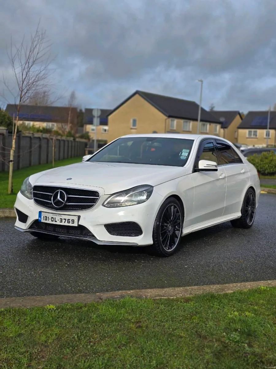 Mercedes e220 Amg Sport line automatic - Image 1