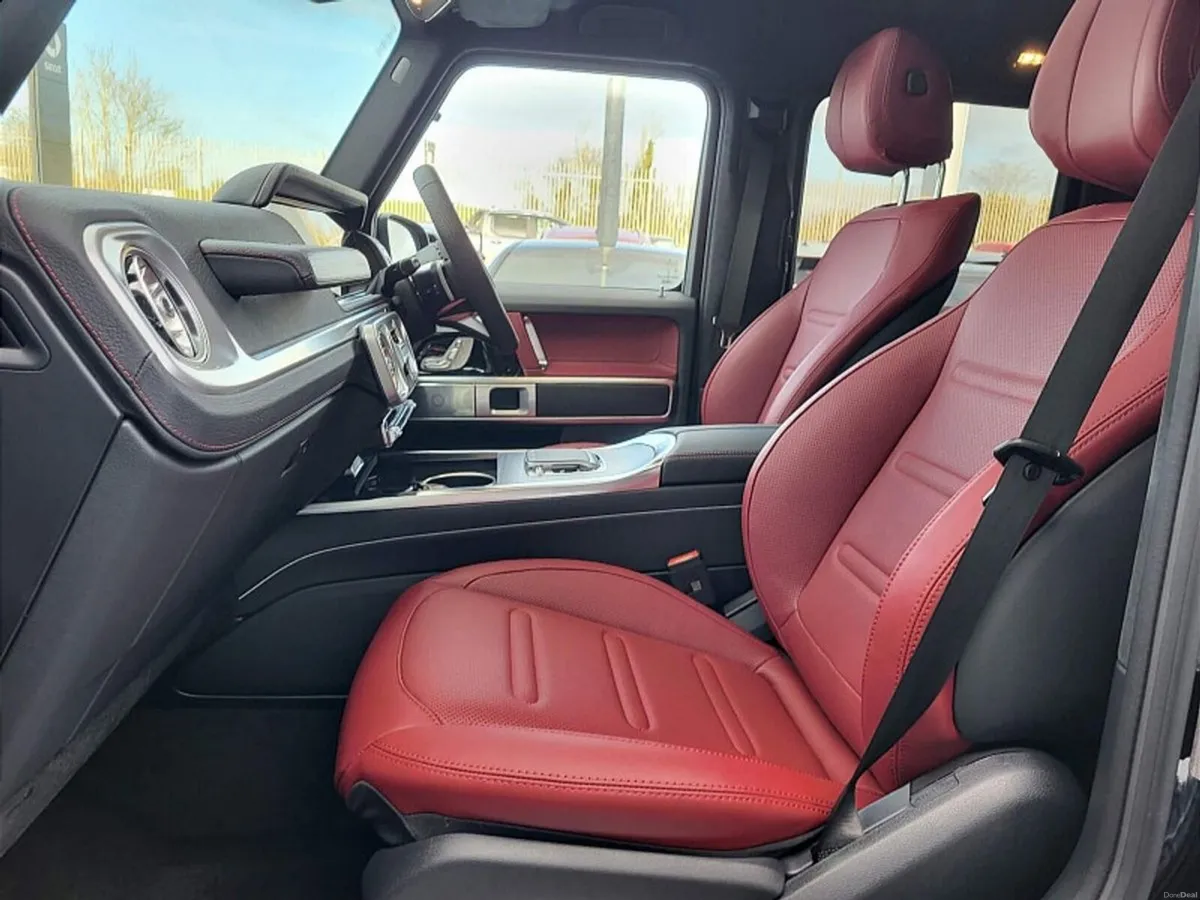 Mercedes-Benz G-Class G450d AMG LINE 4MATIC AUTO * - Image 6