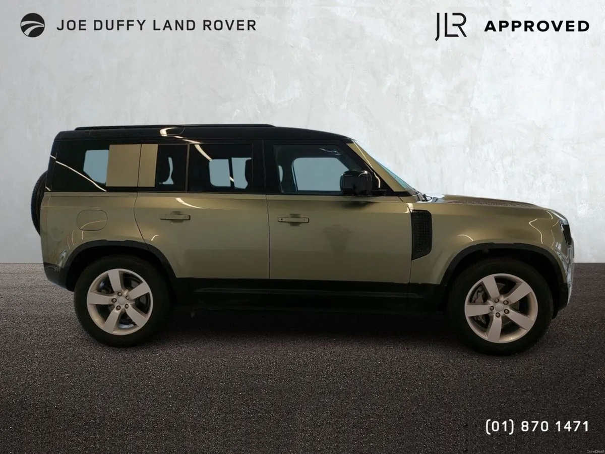 Land Rover Defender 110 X-Dynamic HSE  P300 - Image 6