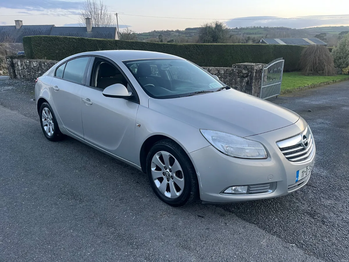 Opel Insignia 2011 2.0 cdti - Image 1