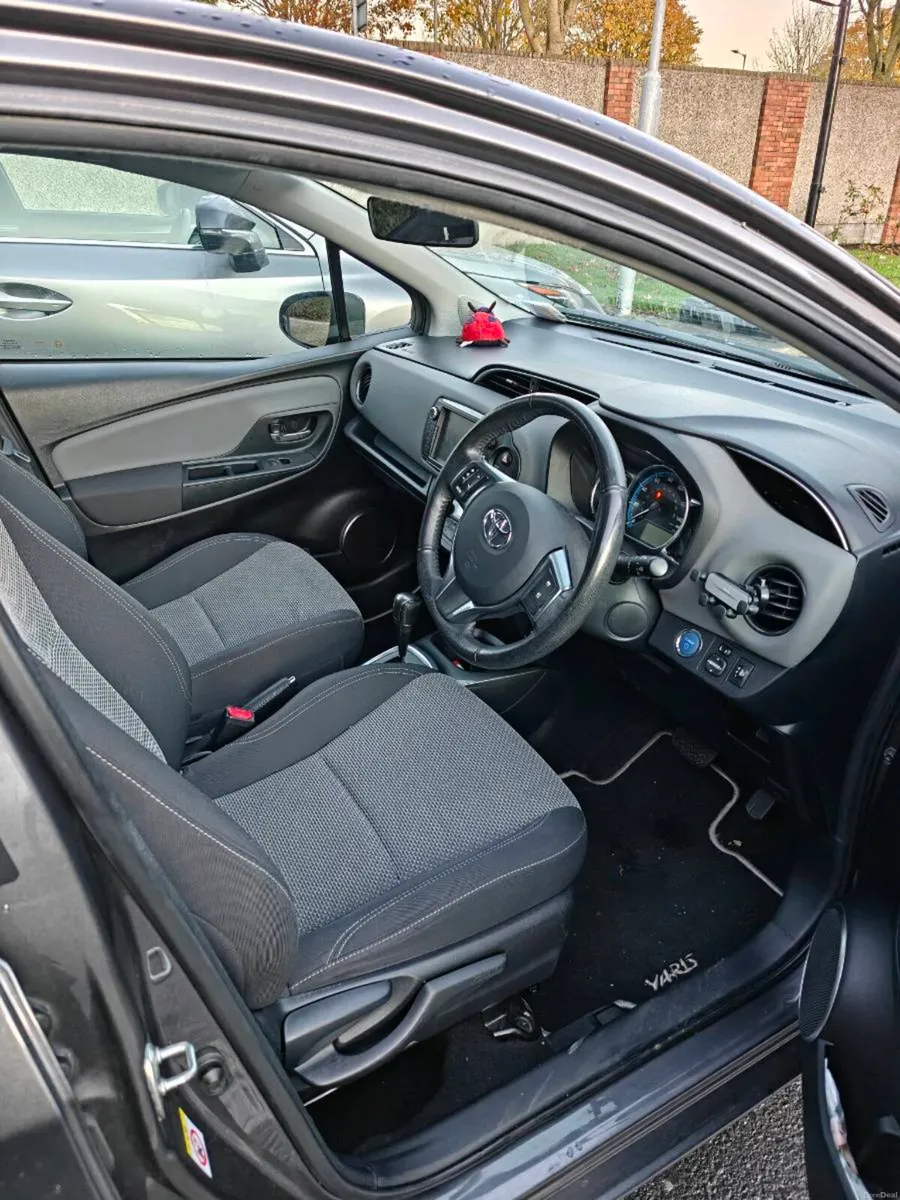 Toyota Yaris - Image 4