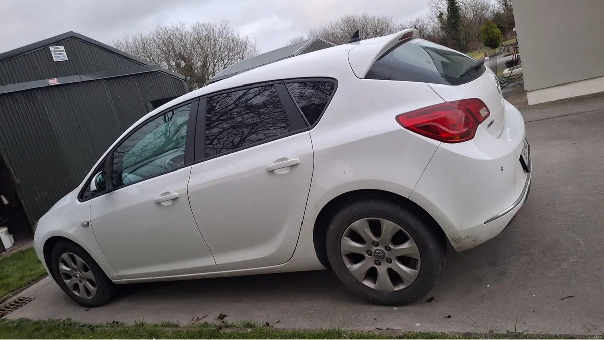 Opel Astra 2015 1.7 cdti - Image 3