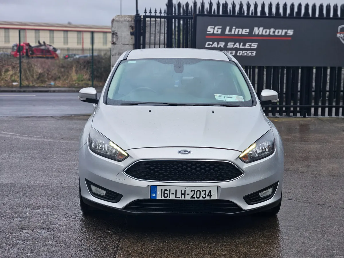 Ford Focus 1.5 ZTEC - Image 3