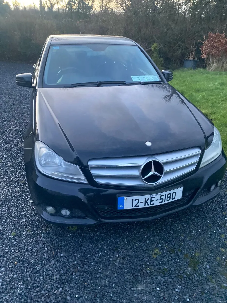 Mercedes-Benz C-Class 2012 - Image 4