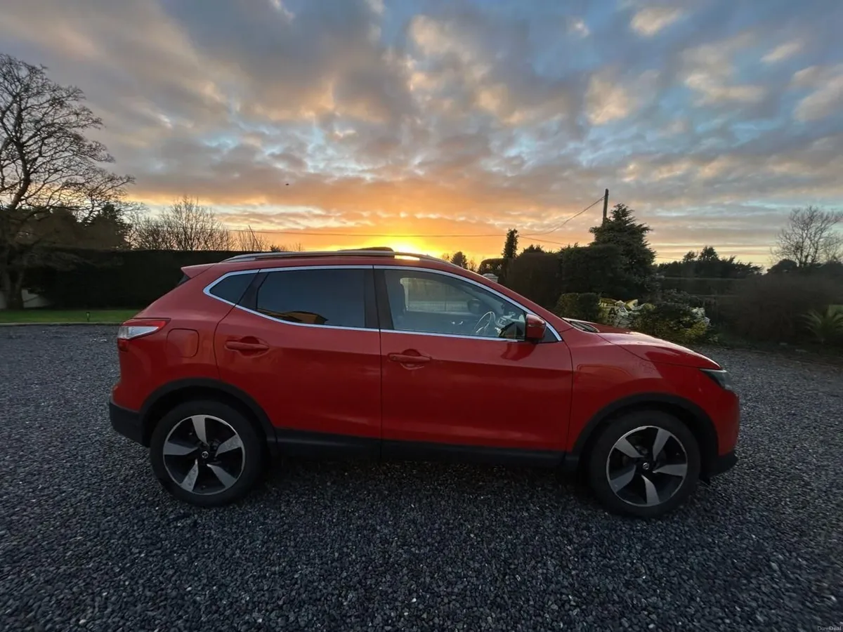 Nissan Qashqai 2015 - Image 1