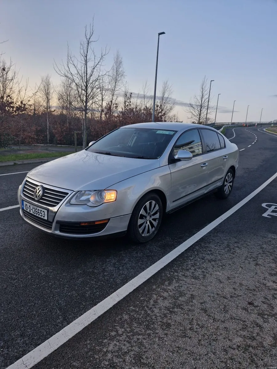 Volkswagen Passat 2010 1.6 tdi 195km - Image 1