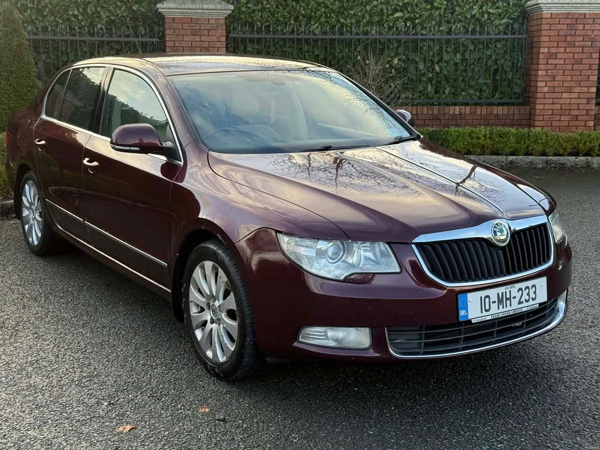 SKODA SUPERB 2.0TDI AUTOMATIC GEARBOX 170HP - Image 1