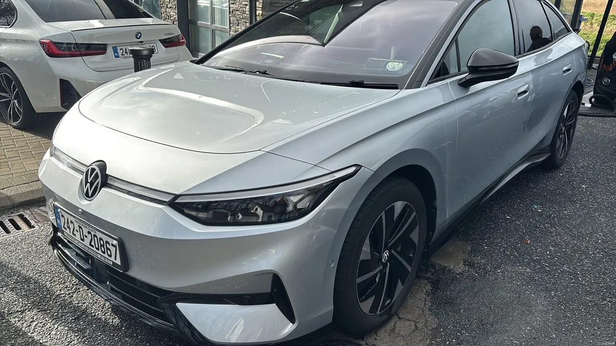 Volkswagen ID.7 2024 - Image 1