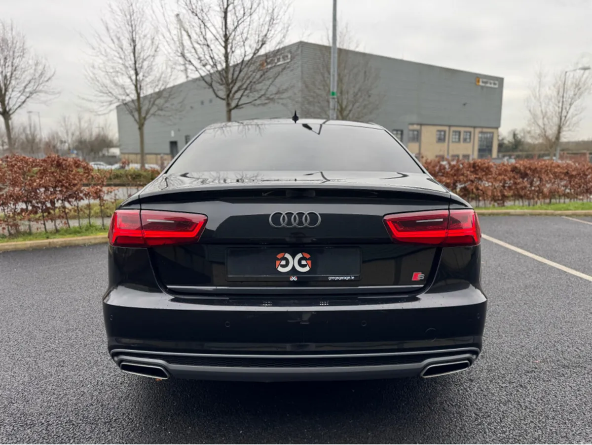 Audi A6 S-LINE 2.O TDI *BLACK EDITION STYLING* - Image 4