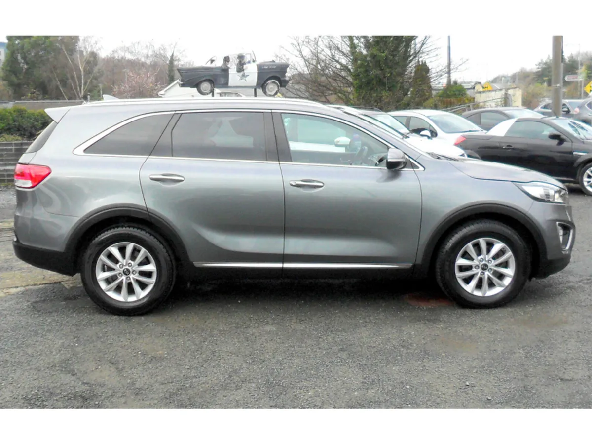 Kia Sorento PLATINUM 4X2 5DR.....7-SEATER.......LE - Image 4